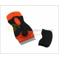 Škrabka s ochranným uzávěrem